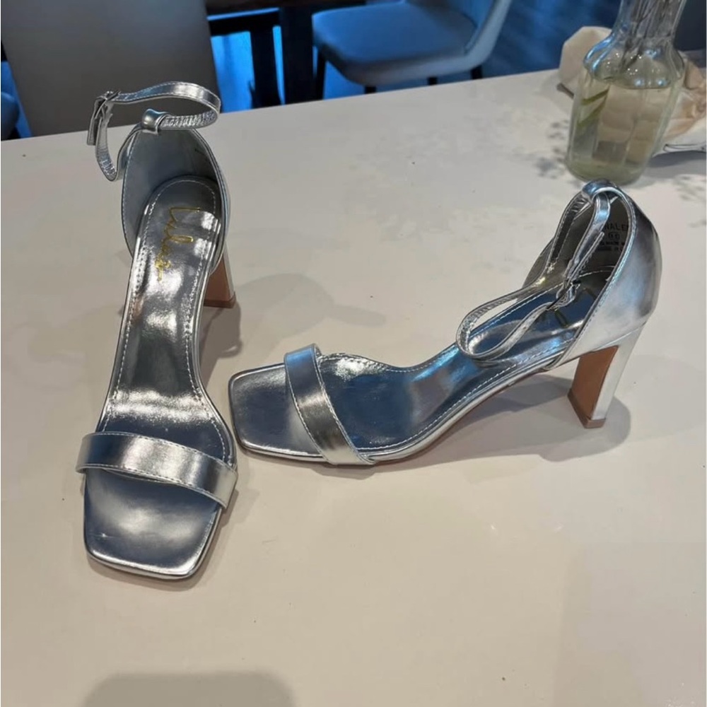 Lulus silver metallic high heels, size 8.5. Brand new.